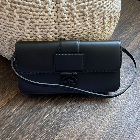 BOX-TROT M BAGUETTE BAG - Picture 1 of 7